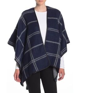 14th & Union PU Trimmed Reversible Plaid Wrap